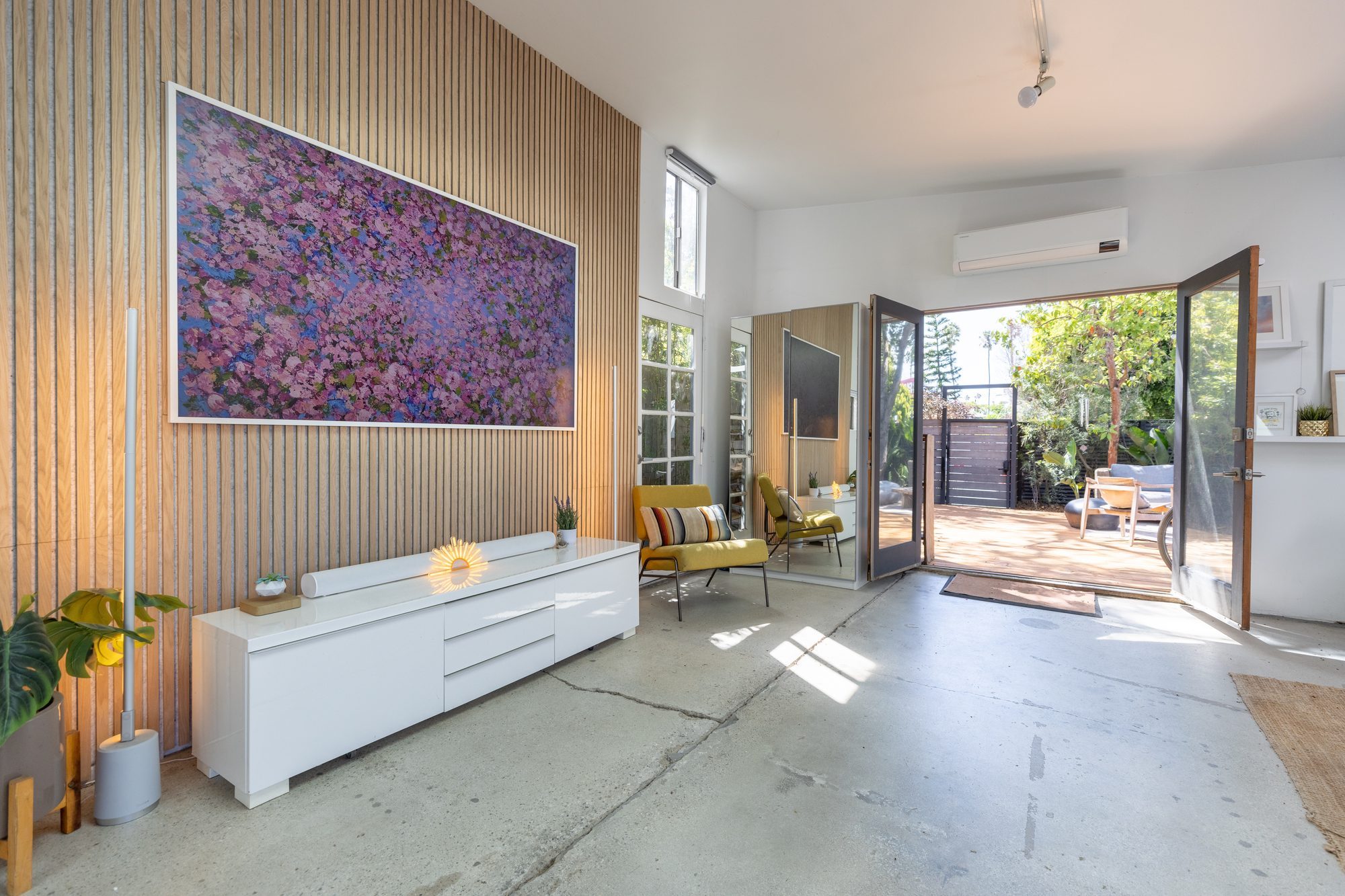 Lounge seating